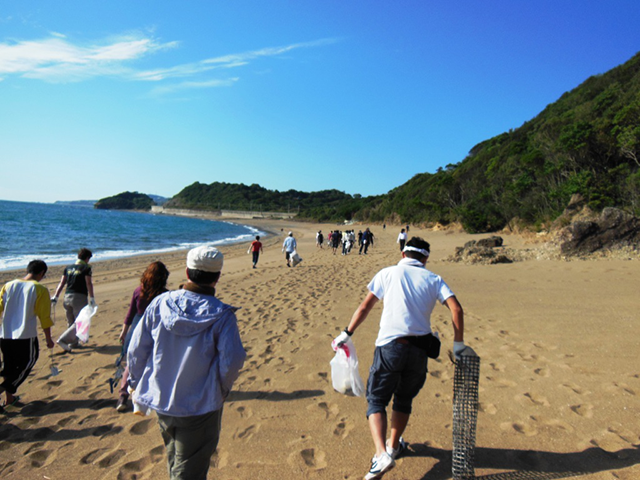 関東地方 汐見台海岸 神奈川県茅ヶ崎市 で清掃ボランティア活動を実施しました ローソン公式サイト